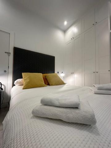 Casa De Huespedes Almirante Madrid Apartment Екстериор снимка